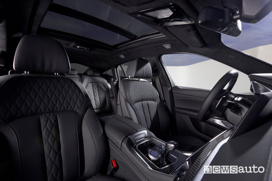 Nuova BMW X6 sedili anteriori