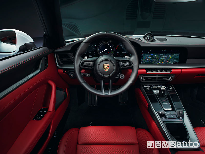 Porsche 911 Carrera Cabriolet plancia strumenti