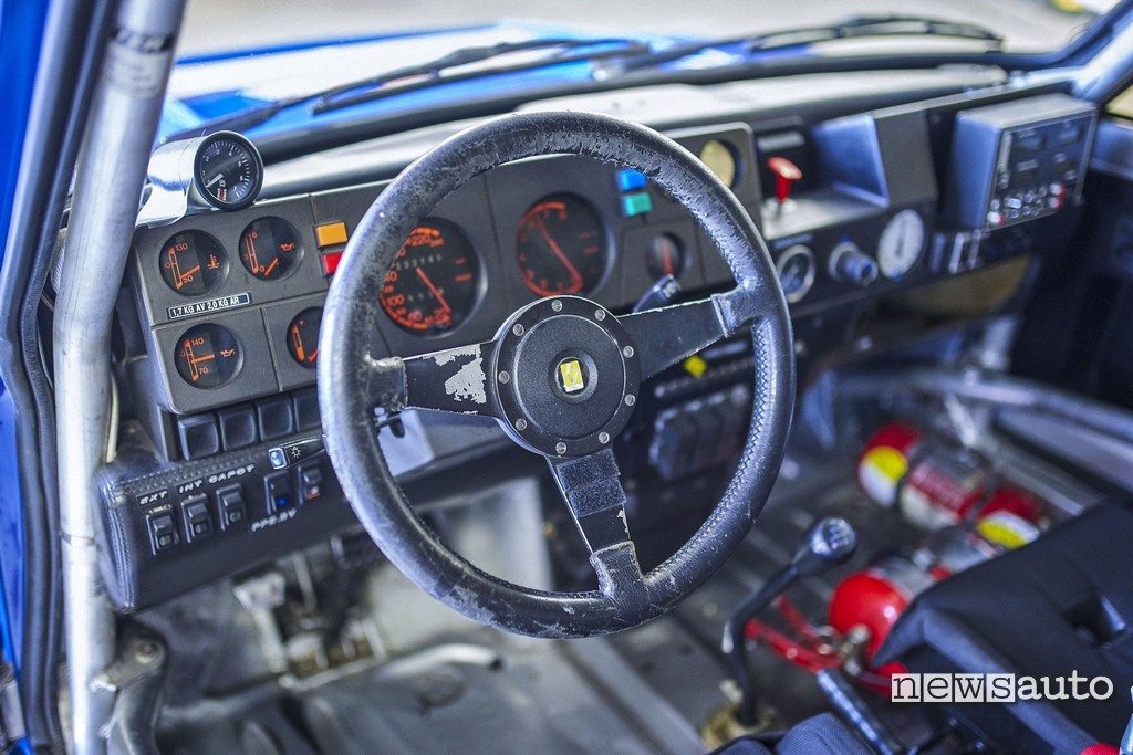 Renault R5 Maxi turbo interni 1985