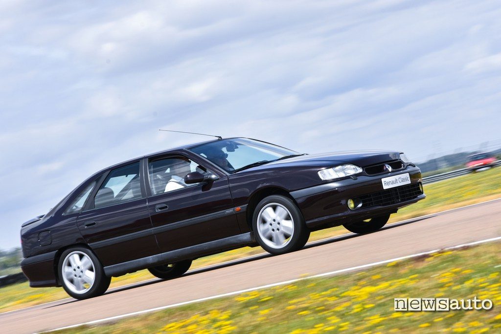 Renault Safrane Biturbo 1993