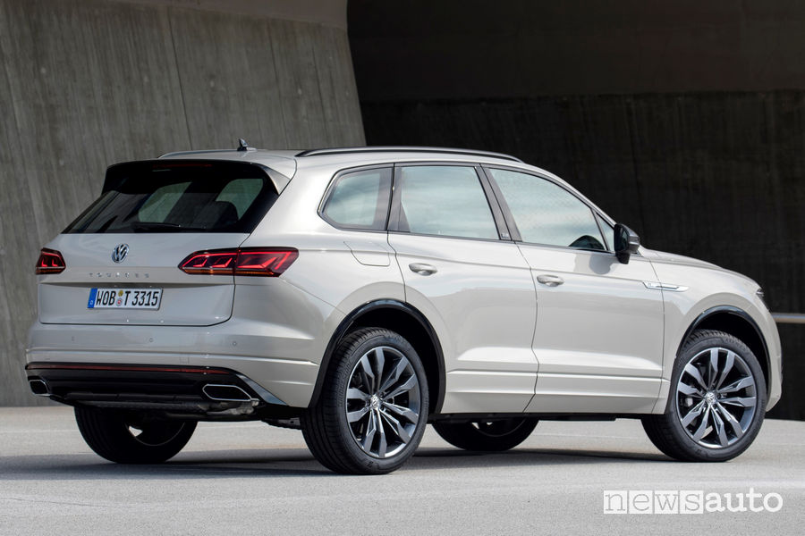 Volkswagen Touareg ONE Million vista posteriore
