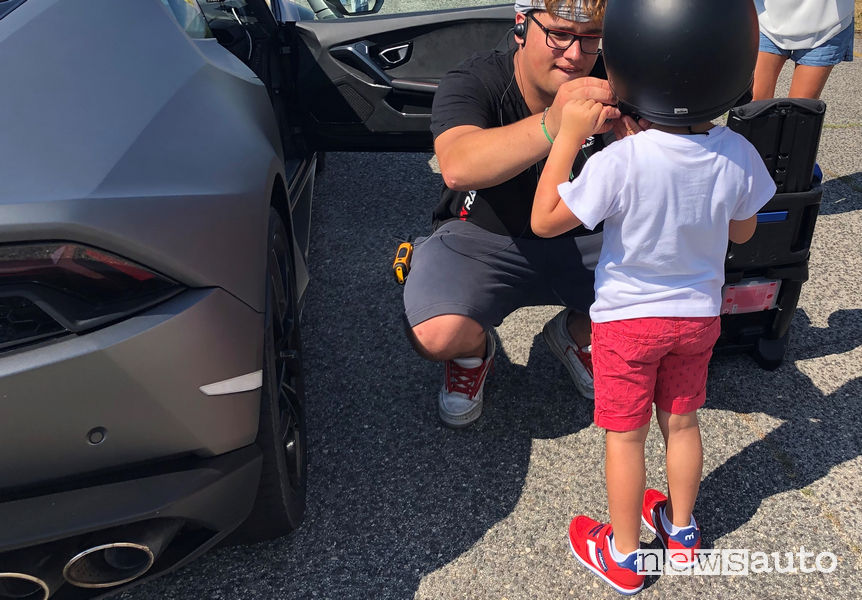 Bambini dai sei anni in su possono salire sulle supercar di We Can Race