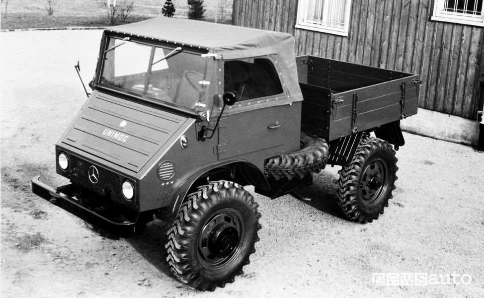 Mercedes Unimog U 25