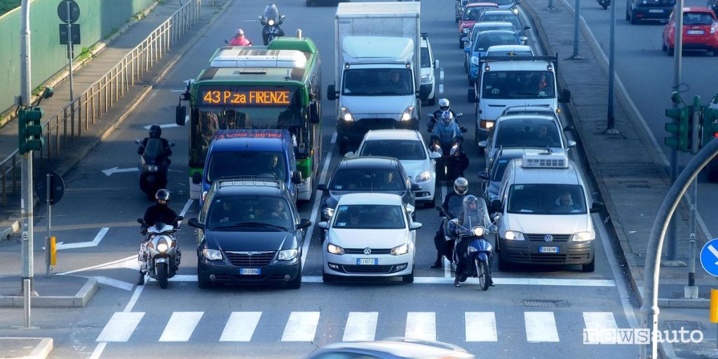 Divieto di circolazione auto diesel Euro 5 a Milano