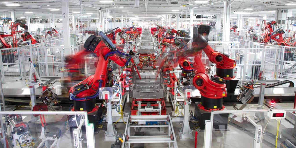 Linea GA5 dove verrà assemblato il Model Y nella fabbrica Tesla in California