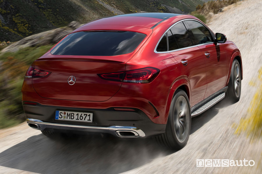 Mercedes-Benz GLE Coupé 2019 vista posteriore in movimento