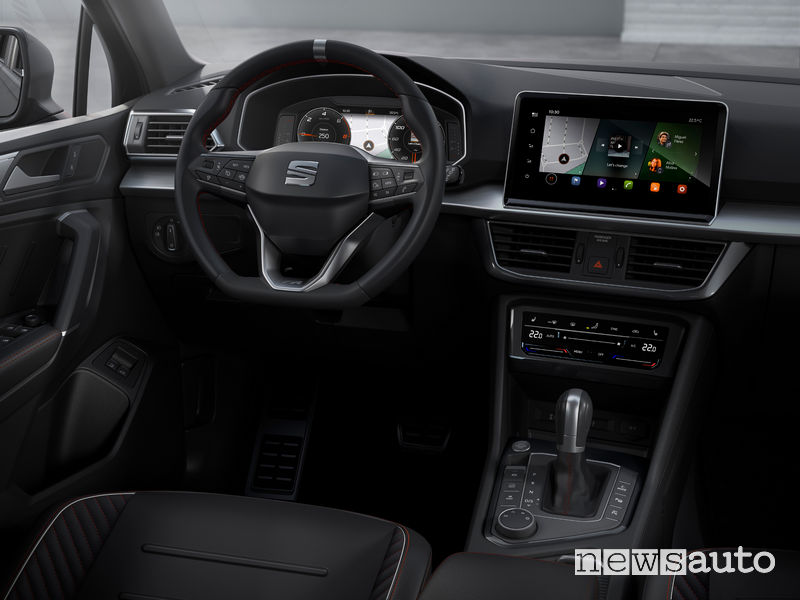 Seat Tarraco ibrida plug-in PHEV FR plancia strumenti