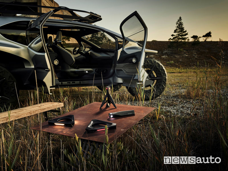 Droni utilizzati come fari Audi AI:TRAIL concept