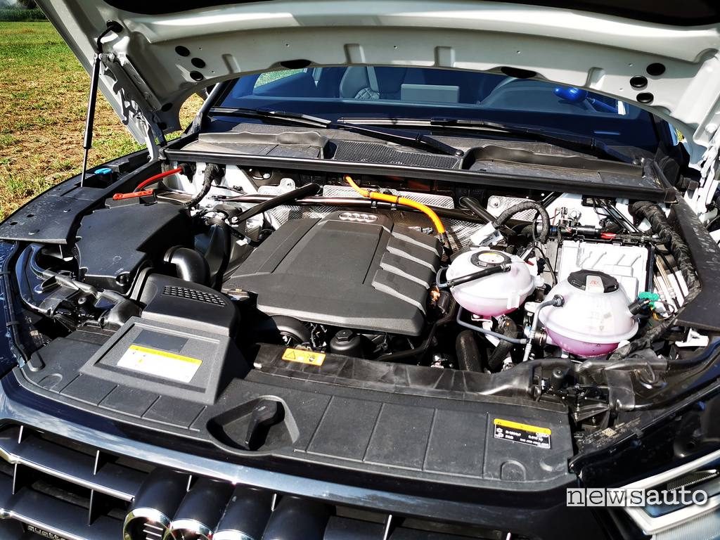 Motore ibrido da 367 CV Audi Q5 Phev 