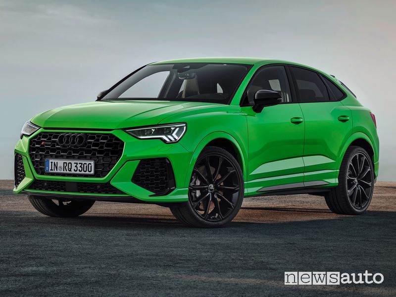 Minigonne laterali, fiancata lato guidatore Audi RS Q3 Sportback