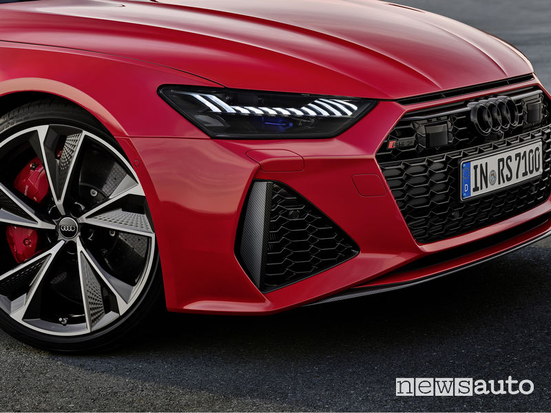 Nuovi fari a LED nuova Audi RS7 Sportback 2020