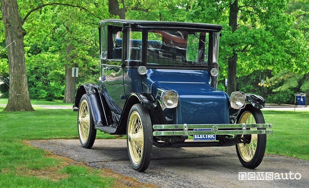 Detroit Electric Model 95