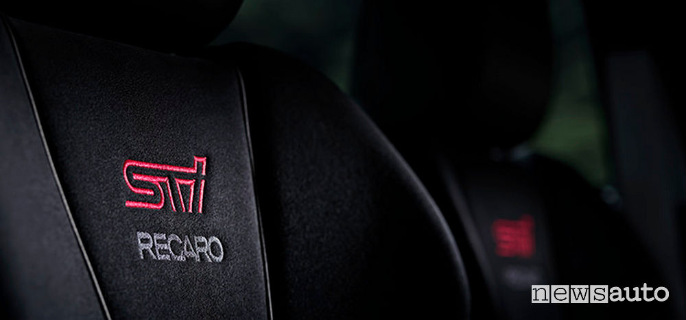 Sedili Recaro STI della Subaru