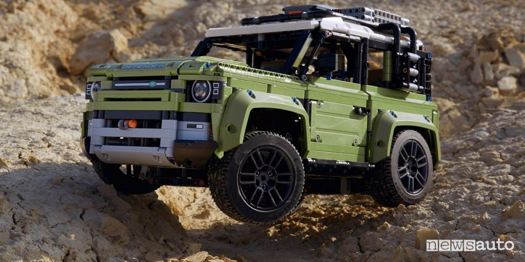 black friday 2019 LEGO nuovo Land Rover Defender