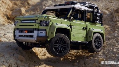 Fuoristrada giocattolo LEGO nuovo Land Rover Defender