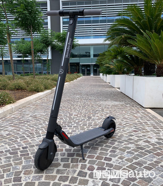 Monopattino elettrico Mercedes Ninebot by Segway