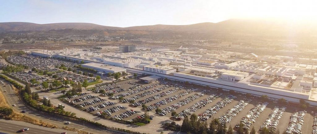 Fabbrica Tesla a Fremont in California dove verrà prodotto il Suv Model Y
