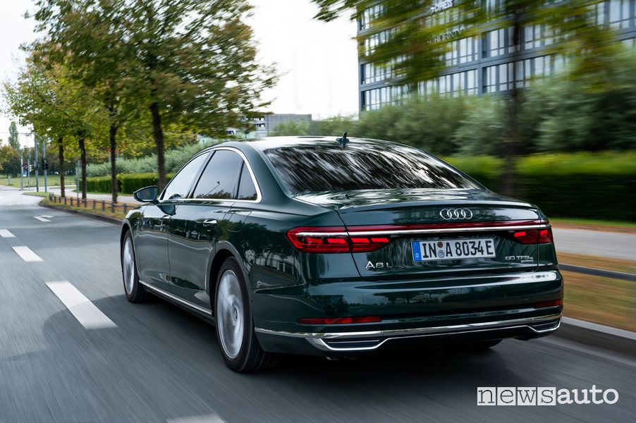 Posteriore, fari a LED Audi A8 L 60 TFSI e ibrida plug-in