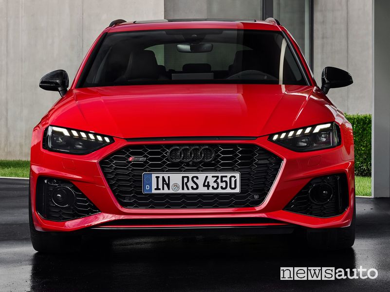 Frontale, prese d'aria anteriori Audi RS4 Avant