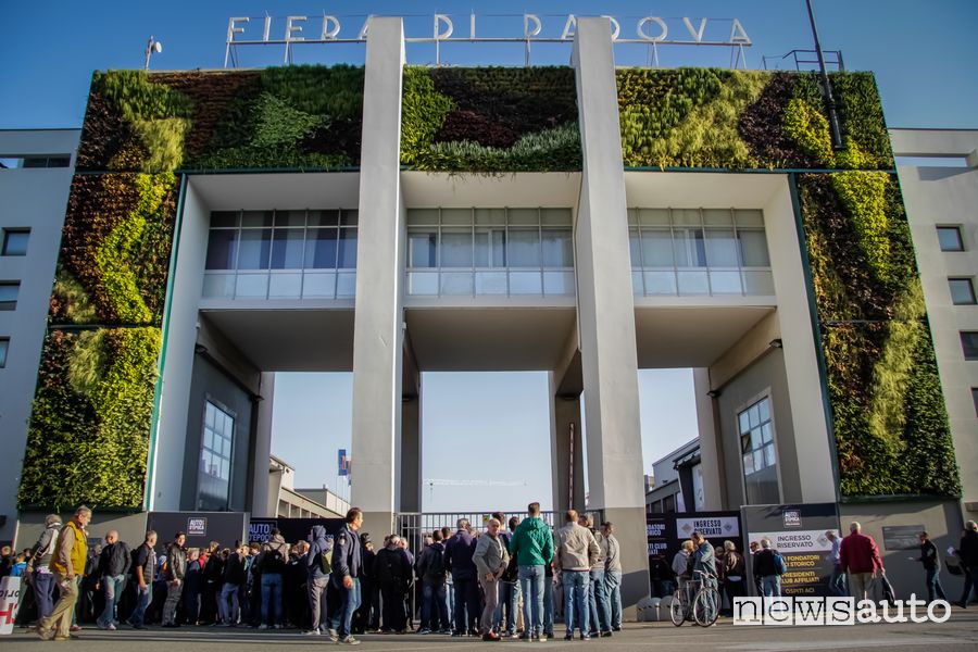 Ingresso Fiera di Padova Auto e Moto d'Epoca Padova 2019