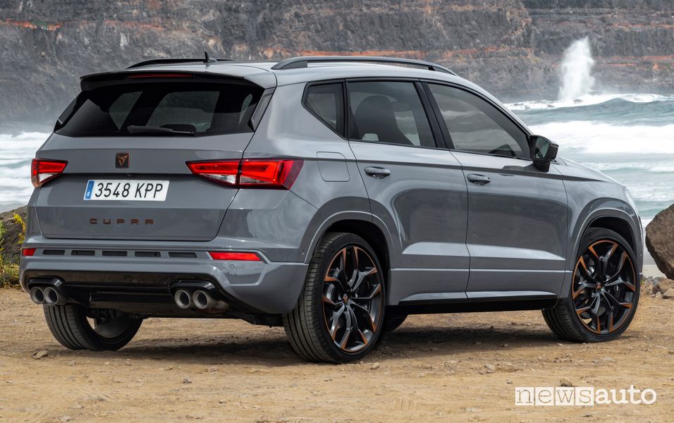 Fari e portellone posteriore Cupra Ateca Limited Edition