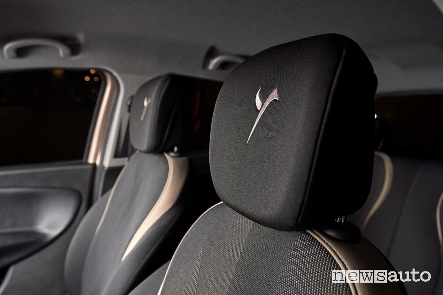 Poggiatesta sedili anteriori Lancia Ypsilon Monogram