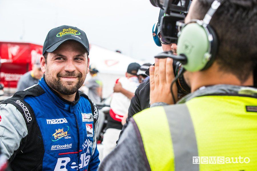 Bryan Ortiz pilota Mazda 3 TCR