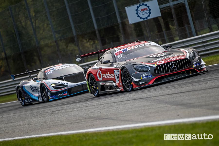 Mercedes AMG GT3 Ramos/Crestani vincitori Gara 1 International GT Open Monza 2019