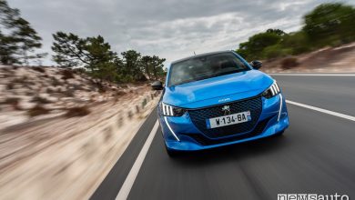 Peugeot e208 2020 anteriore