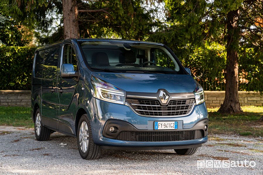 Fari anteriori Renault Trafic 2020