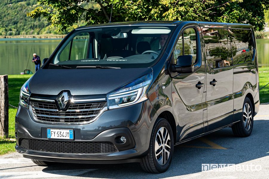 Frontale, cerchi in lega Renault Trafic 2020