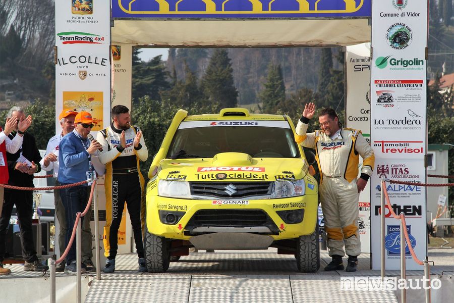 Suzuki Grand Vitara Codecà/Toffoli podio CI Cross Country 2019