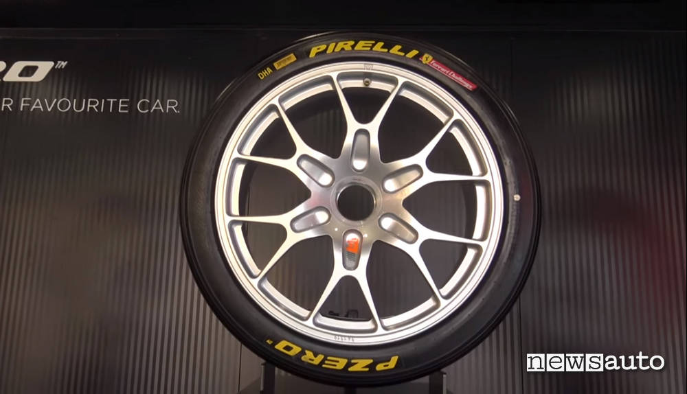 pneumatici pirelli ferrari challenge