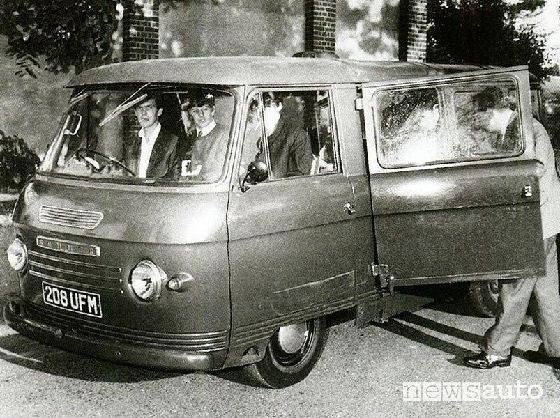 I Beatles a bordo del Ford Taunus Transit