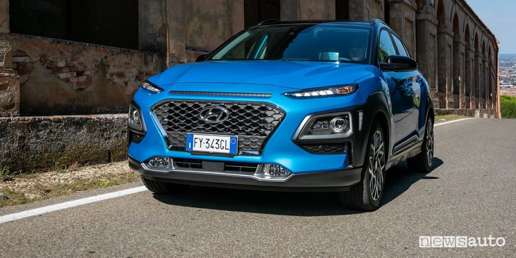 Hyundai Kona ibrida prezzi