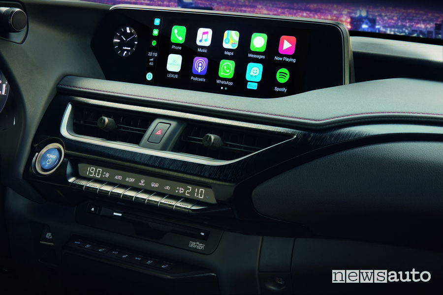 Apple CarPlay Lexus UX