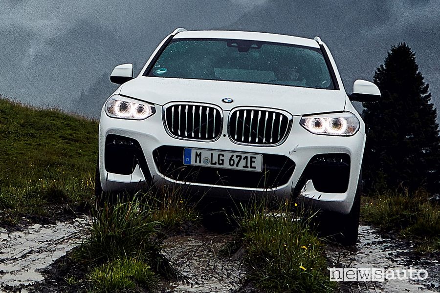 Paraurti anteriore BMW X3 xDrive 30e ibrida plug-in