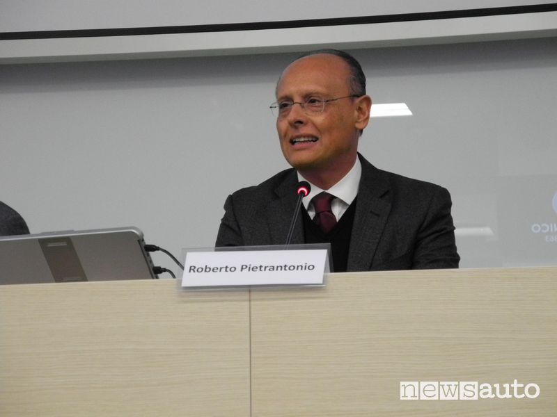 Roberto Pietrantonio Amministratore Delegato di Mazda Italia intervento al convegno del Politecnico di Milano
