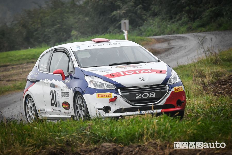 Danilo Baravalle su Peugeot 208 R2B Peugeot Competition Rally Regional Club