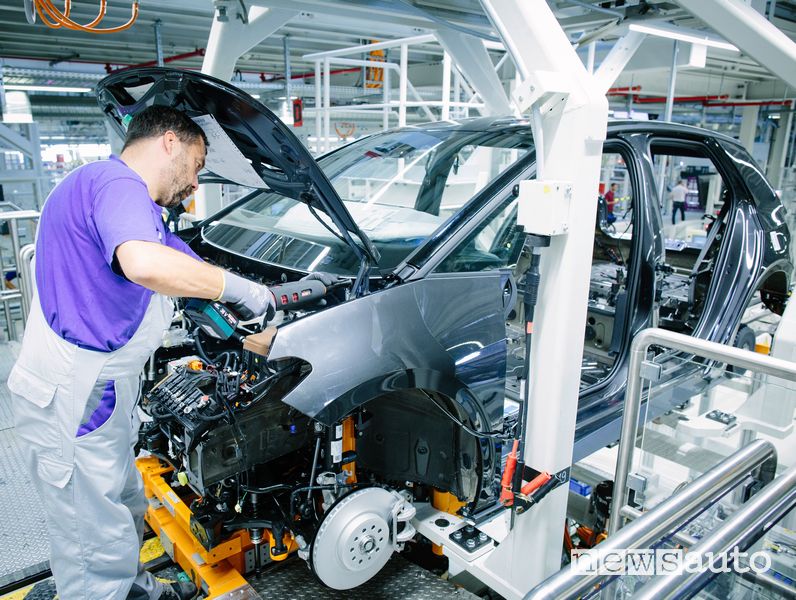 Assemblaggio Volkswagen ID.3 nel sito di Zwickau