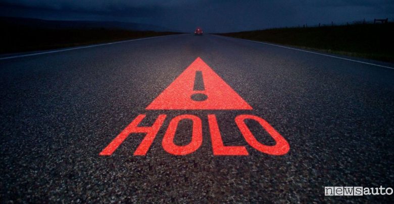 triangolo auto notturno Holo