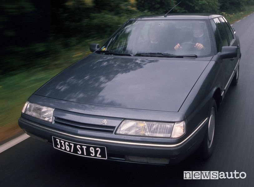 Vista anteriore Citroën XM V6 1989