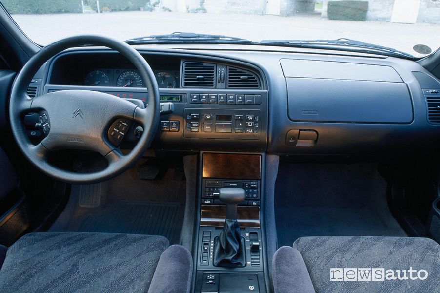 Interni Citroën XM restyling 1999