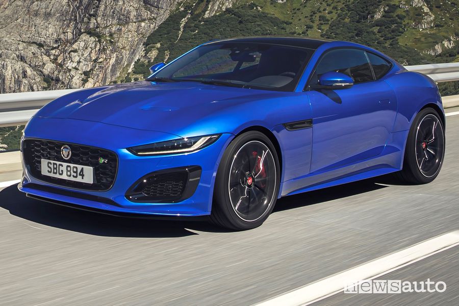 Fiancata laterale alto guidatore Jaguar F-Type R 2020