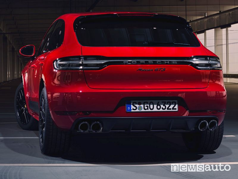 Scarico posteriore, fari a led posteriori oscurati Porsche Macan GTS
