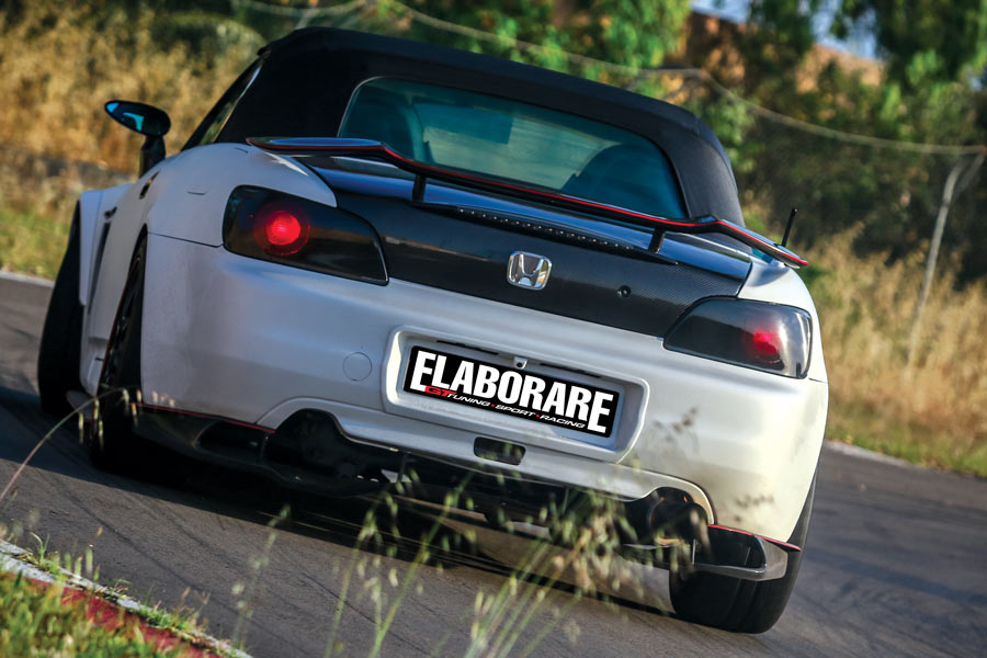 Honda S2000 vista posteriore