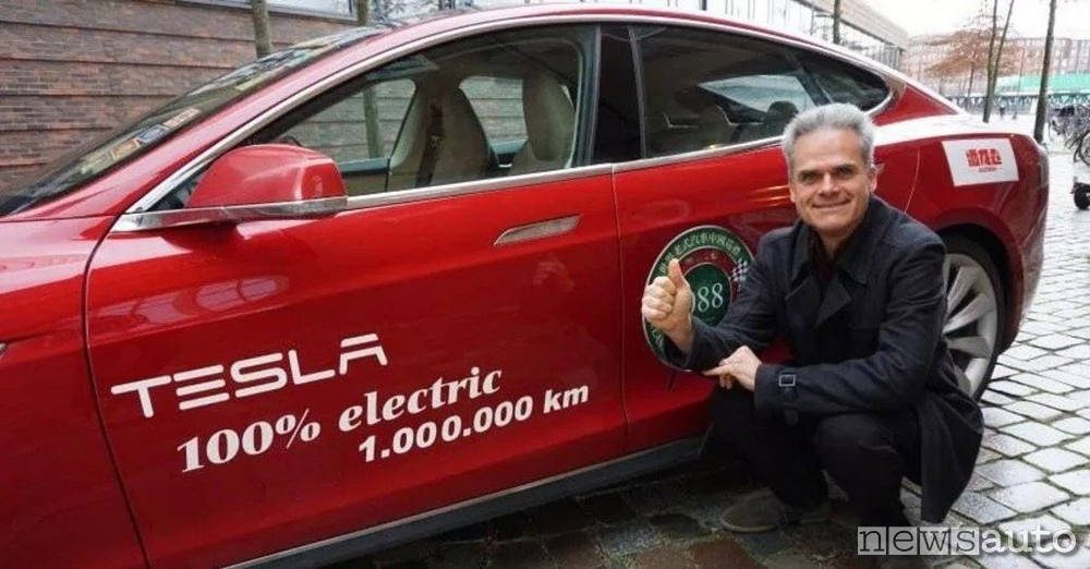 Hansjörg Freiherr Guinness World Record Tesla
