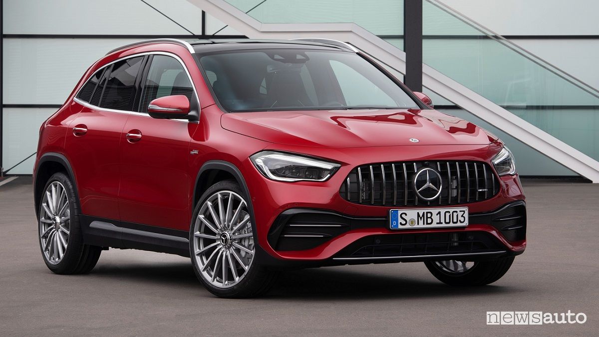 Mercedes Amg Gla 35 4matic Nuovo B Suv Sportivo Newsauto It Mercedes Amg Gla 35 4matic Nuovo B Suv Sportivo Newsauto It