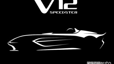 Aston Martin V12 Speedster