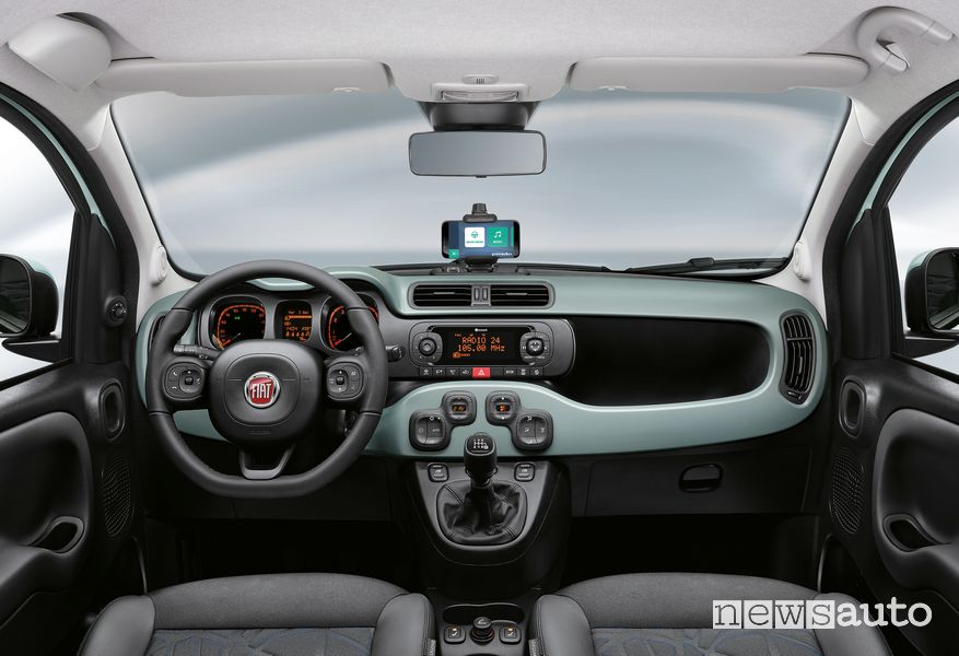 Interni, plancia strumenti Fiat Panda Hybrid Launch Edition